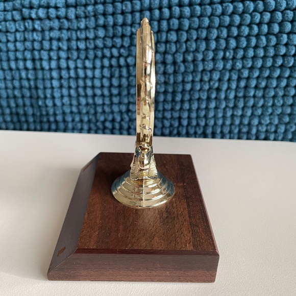 Bible The Cross Christian Religious Wreath Award Recognition Trophy - Picture 7 of 8